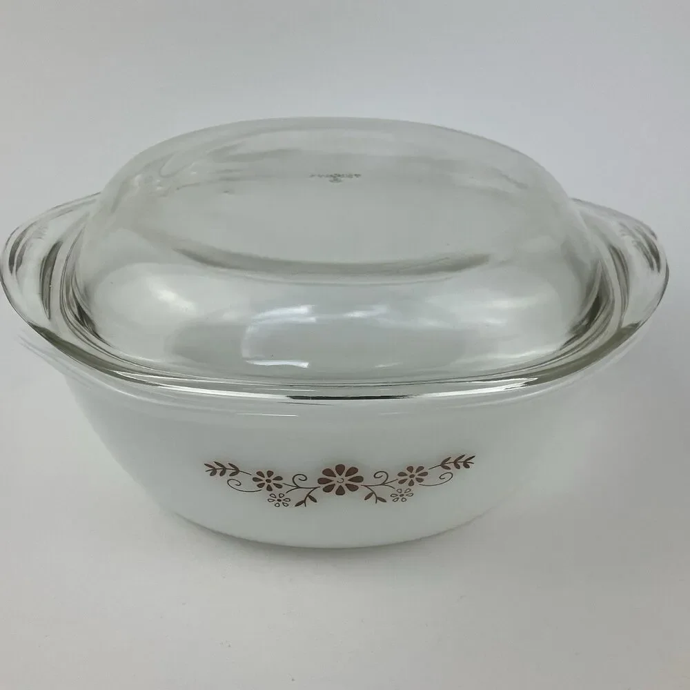 Dynaware Pyr-O-Rey Milk glass Brown Daisy Dishes Full Set of 12 1960s VTG Rare